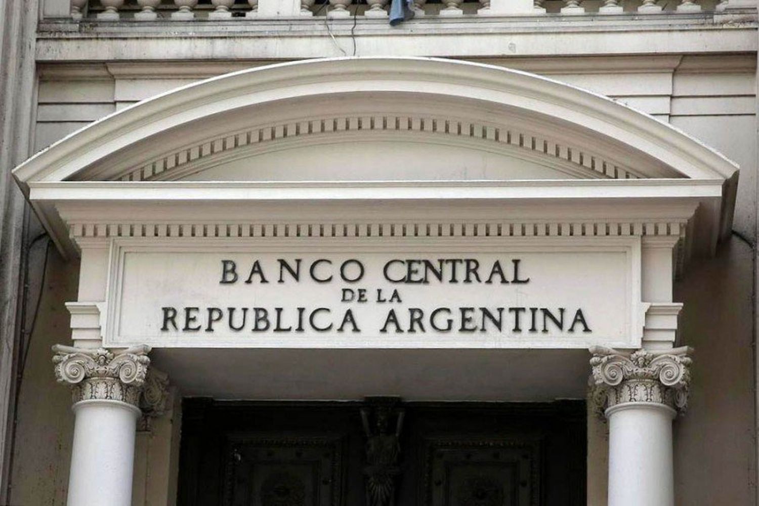 Director del BCRA revela que se sobrecumplió la meta de reservas del tercer trimestre por US$1.000 millones