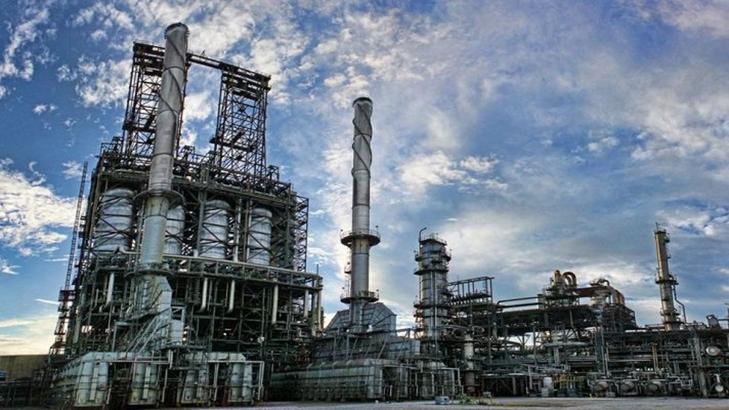 CAEN LAS POCAS exportaciones de Pdvsa por falta de insumos para diluir el crudo  pesado