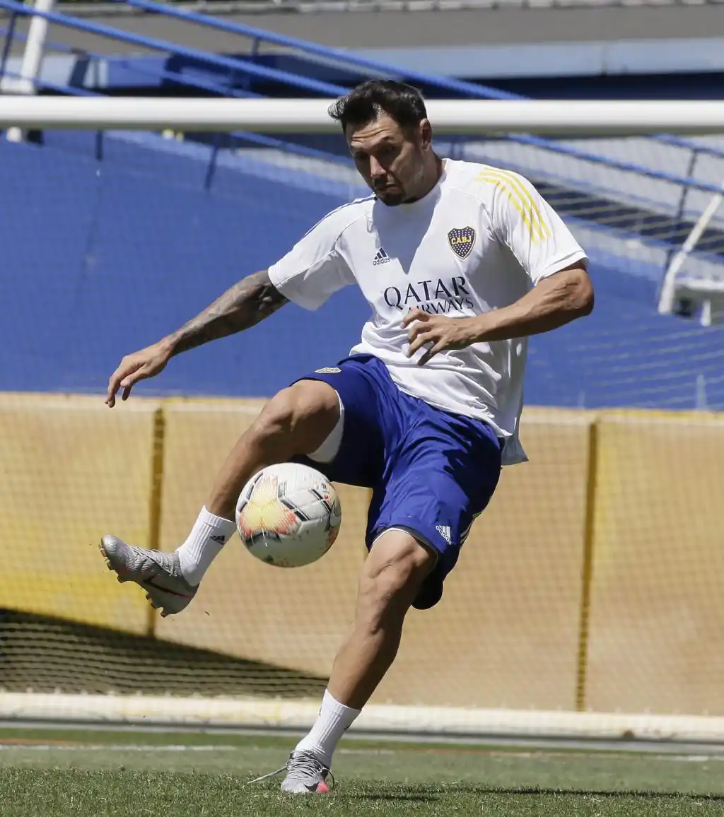 Un Boca entonado es local frente a Huracán