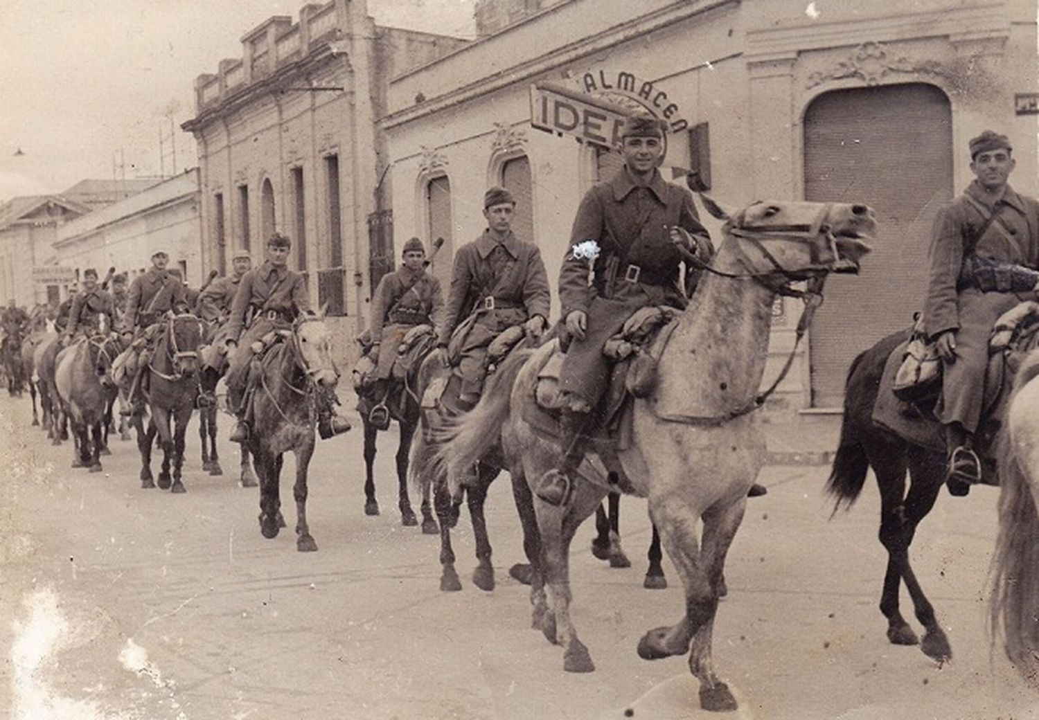 Las huellas castrenses en la sociedad nativa
