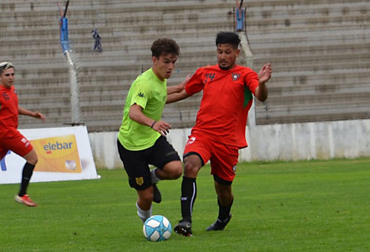 Santamarina sumó fútbol con un nuevo amistoso