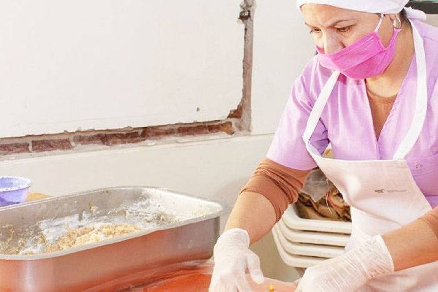 Denuncian descuentos a cocineras de comedores entrerrianos