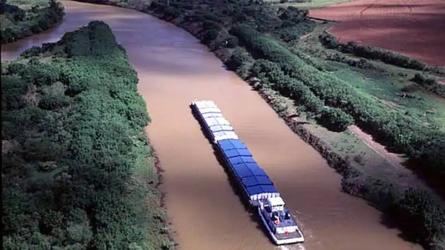 Impulsan la creación de un ente interjurisdiccional para administrar los recursos del Río Paraná