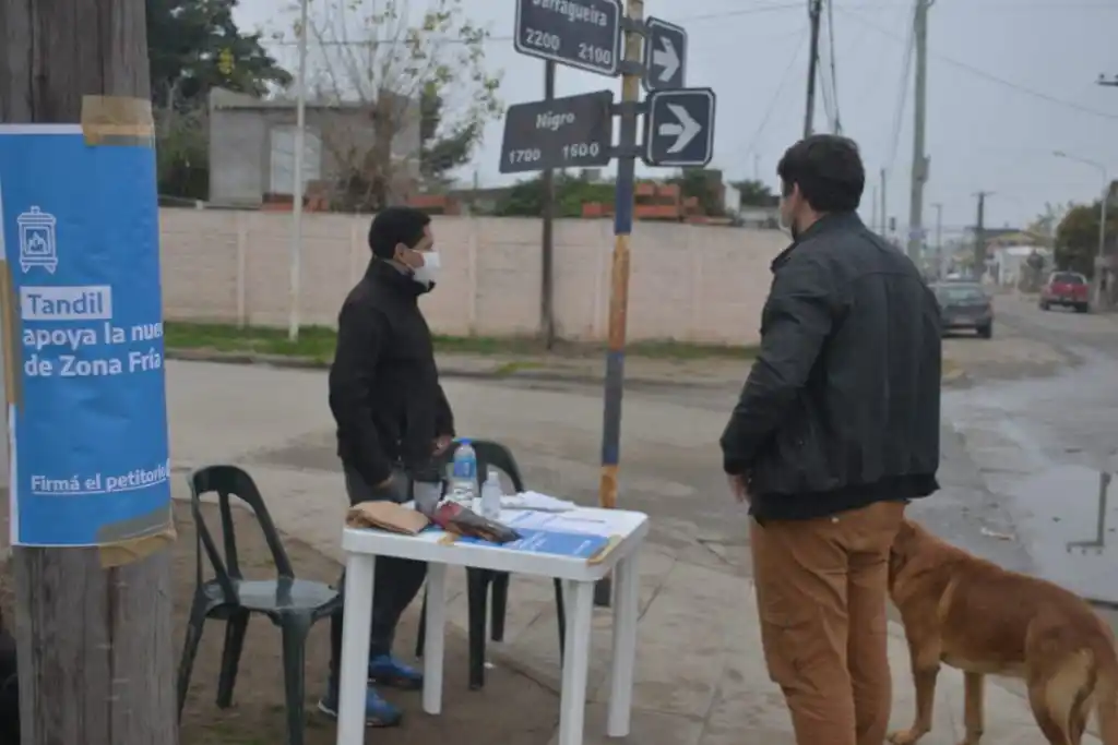 Juntaron firmas para fortalecer la “inminente” aprobación del proyecto de Zonas Frías