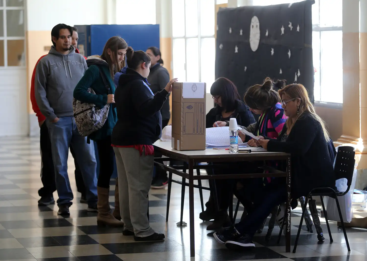 Con Río Negro, ya son nueve las provincias que desdoblan su elección