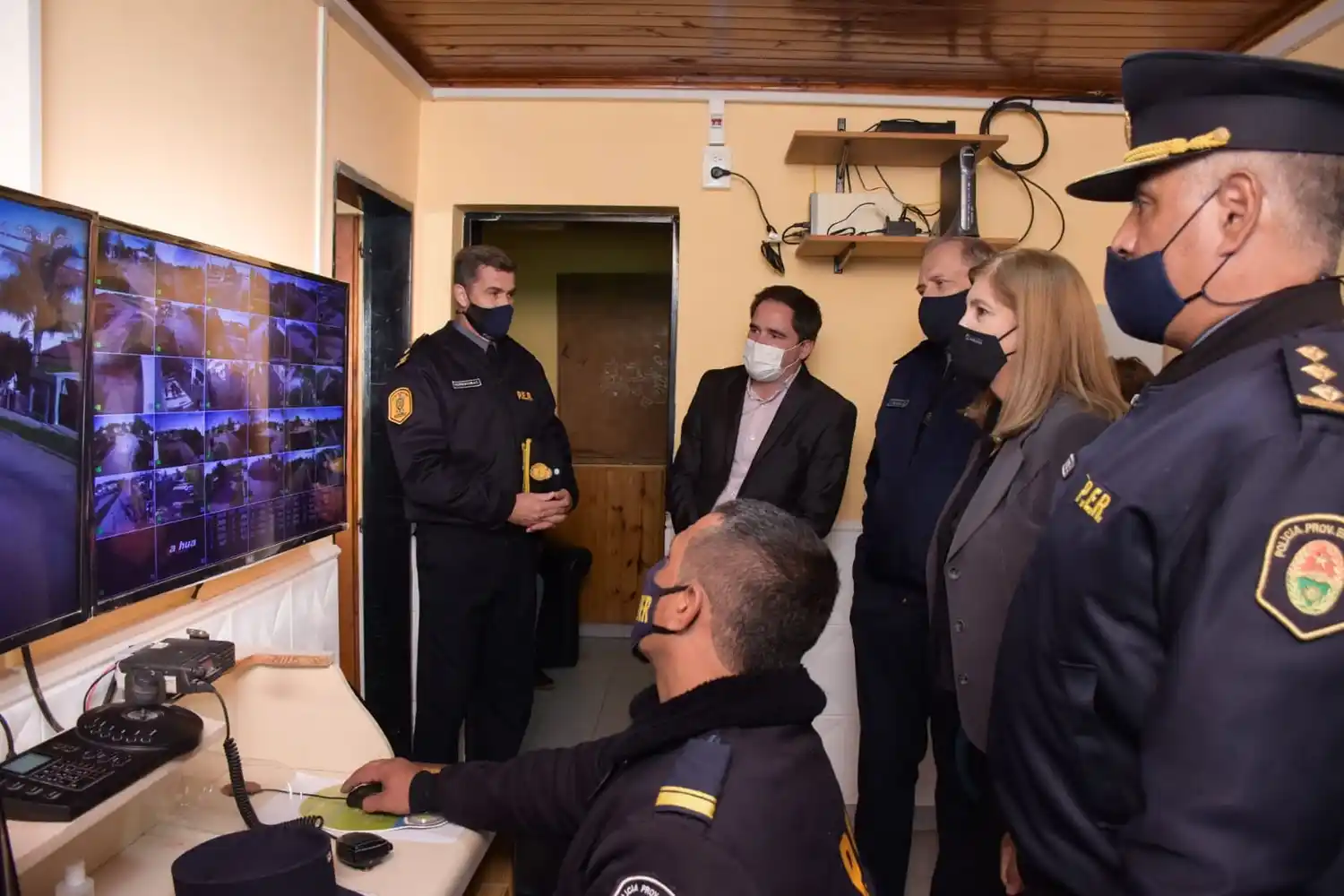 Larroque recibió 400 mil pesos para fortalecer el sistema de seguridad