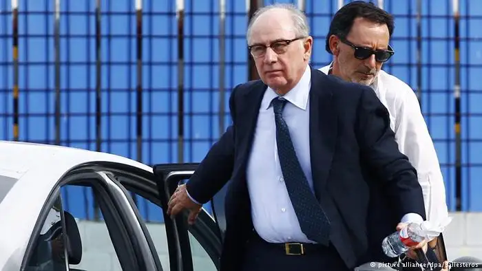 Condenan por fraude a exdirector del FMI