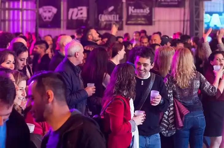 Con buena respuesta del público, comenzó Macerar