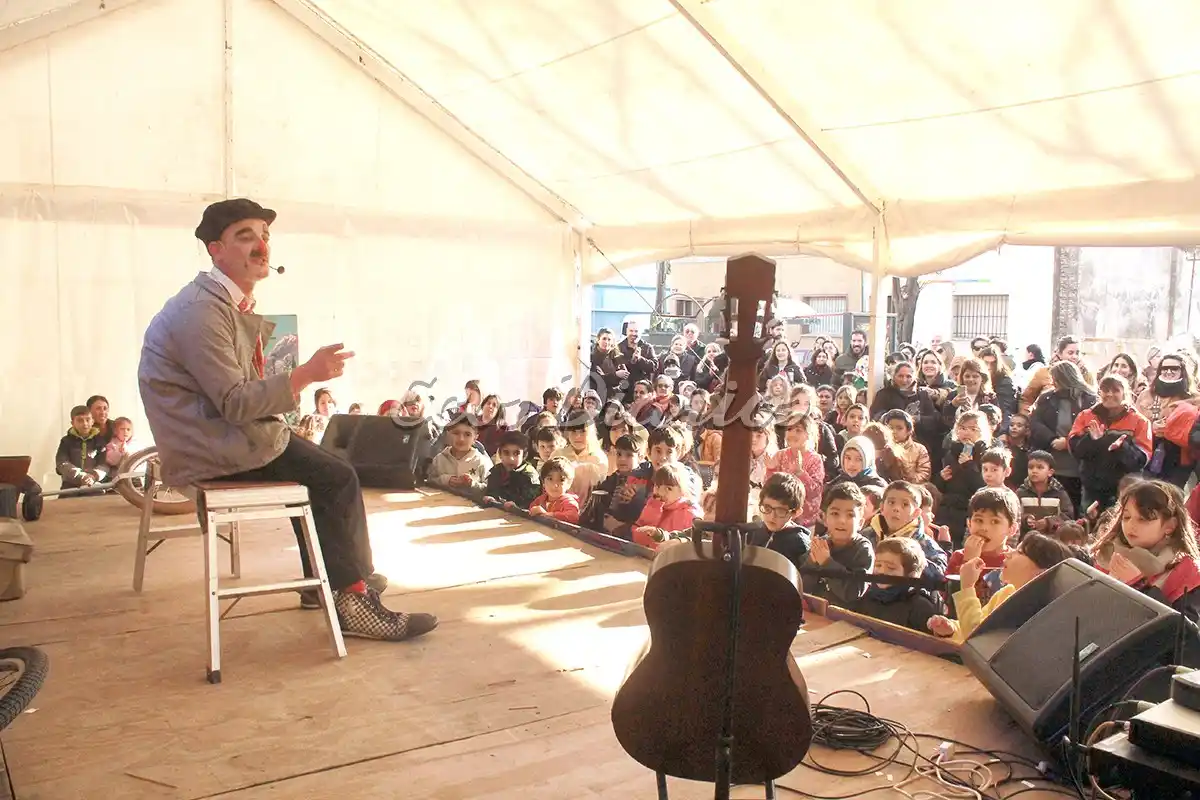 Payaso. Abelardo presentándose en vacaciones de invierno del año pasado