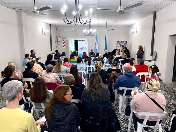 Se entregaron microcréditos a 15 emprendedores tandilenses