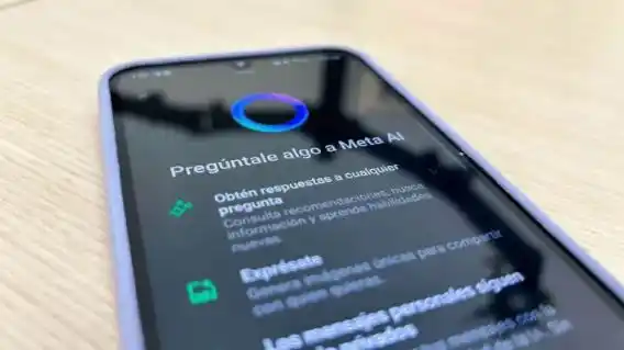 Nueva Inteligencia Artificial de WhatsApp: ¿cómo desactivarla si no estás amigado con la tecnología?