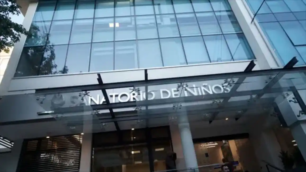 El niño con hepatitis aguda necesita un trasplante y está en emergencia nacional