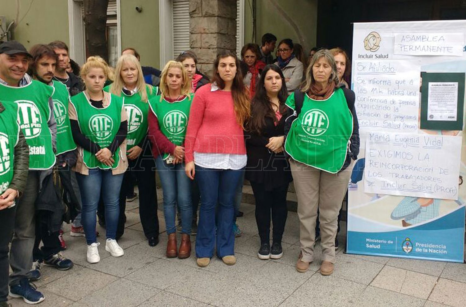 Salud: trabajadores de ATE realizan paro por tiempo indeterminado
