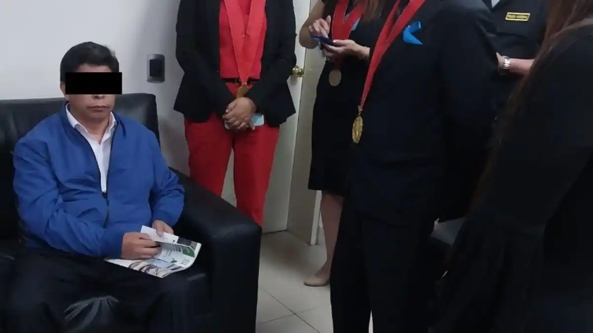 ¡DE PRESIDENTE A PRESIDIARIO!  Poder Judicial dicta siete días de prisión preliminar para Pedro Castillo