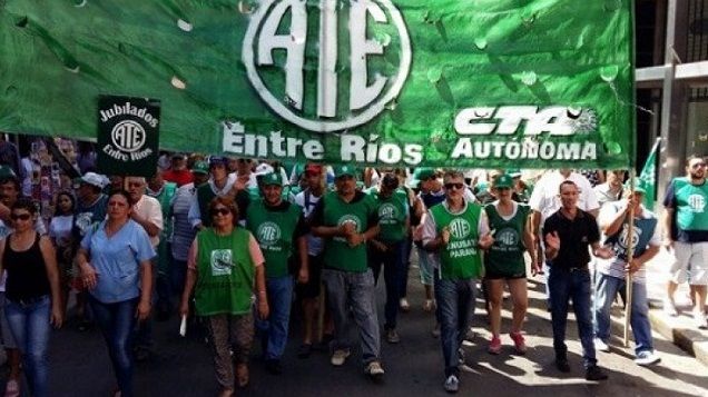 Desde ATE consideran que los sueldos perdieron un 10% y piden un bono