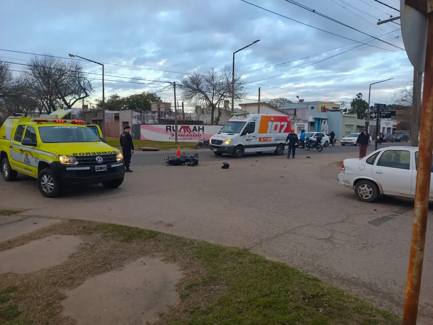 Accidente en las primeras horas de la mañana en Rodríguez Peña y Eva Perón. Foto: BVVT