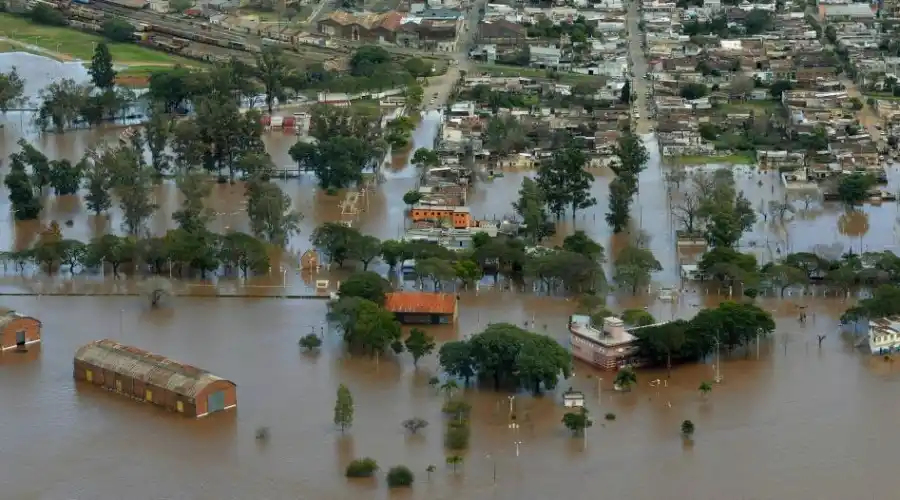 El mal uso del suelo y los diques ilegales son los responsables de las crecidas en Paranacito