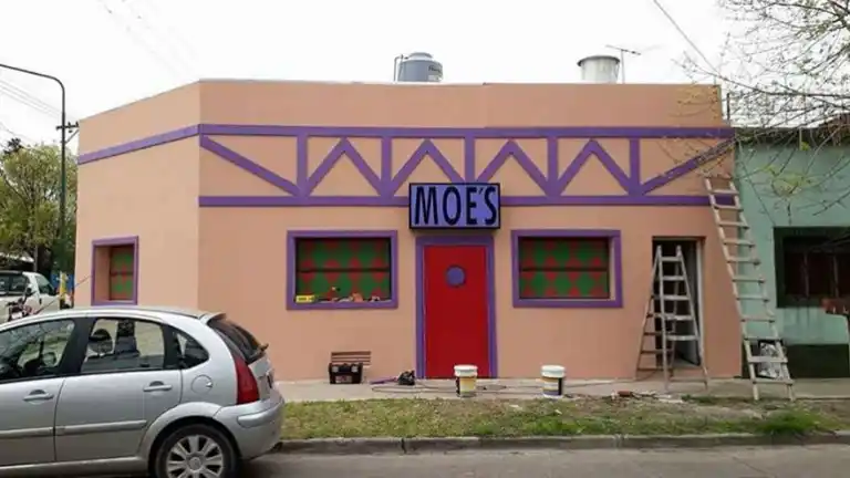 La taberna de Moe, en Argentina
