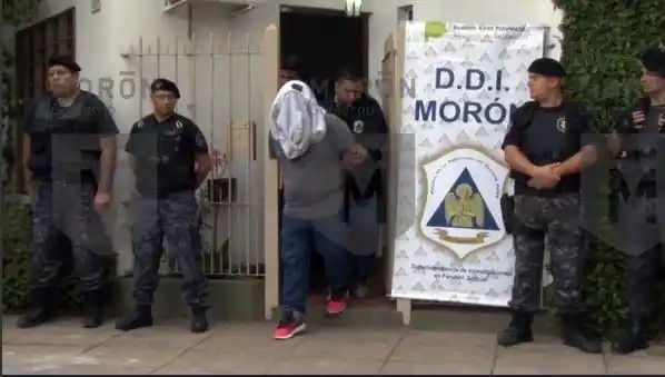Policía bonaerense encontró responsable de amenaza de bomba en el colegio de los hijos de Vidal