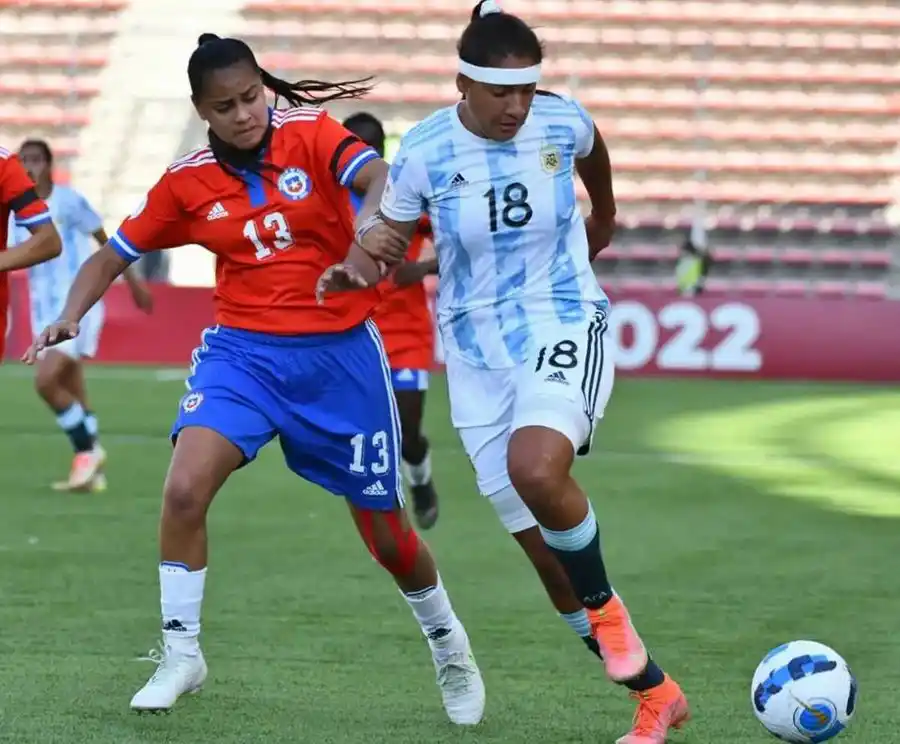 Estefanía Palomar fue titular en el debut de Argentina
