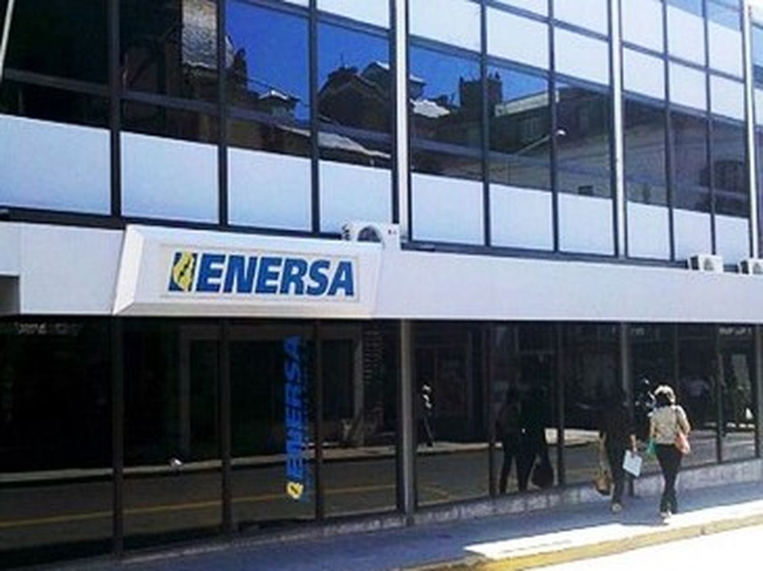 Tasas en boletas de servicios públicos: Enersa sostiene que “es una obligación provincial”