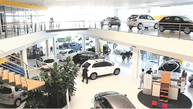 Crisis automotriz: El patentamiento de autos 0km cayó 30% en el tercer trimestre