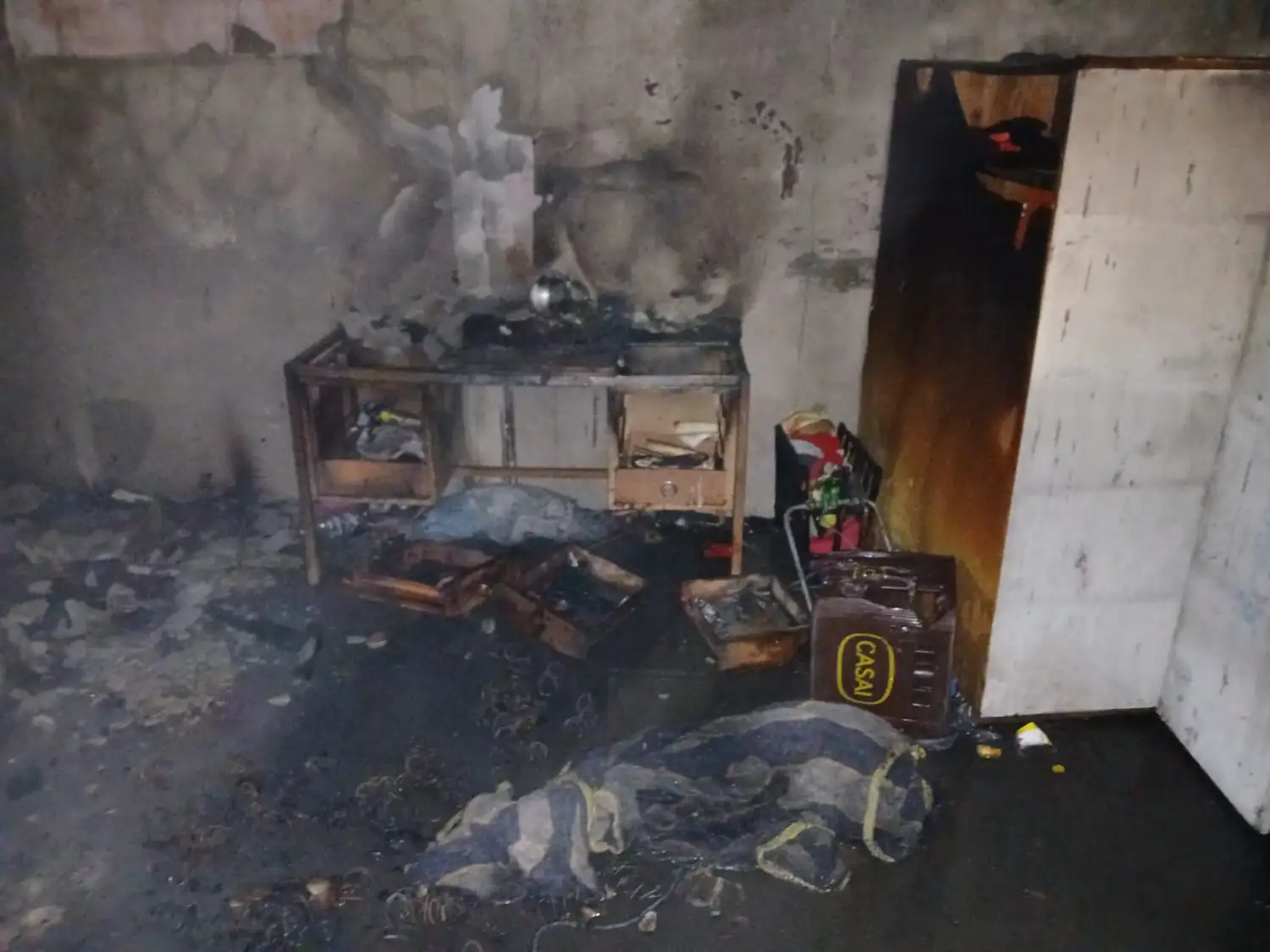 Incendio trágico en una vivienda de Gualeguaychú: un joven murió y una mujer está en estado crítico