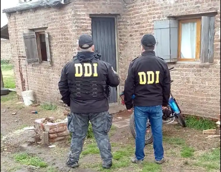 Encontraron. Diversas mercaderías y otros objetos en el inmueble allanado en Lobería