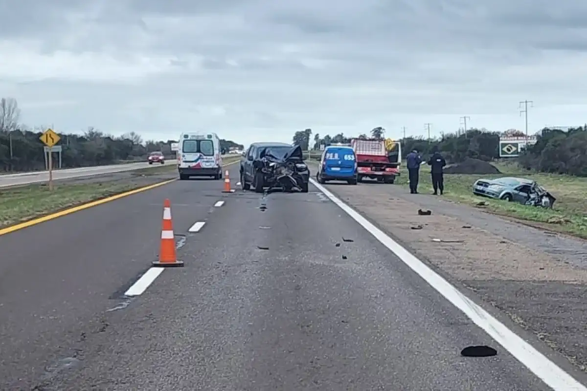 Tragedia en la Ruta 14: un remisero murió tras ser embestido mientras reparaba su auto