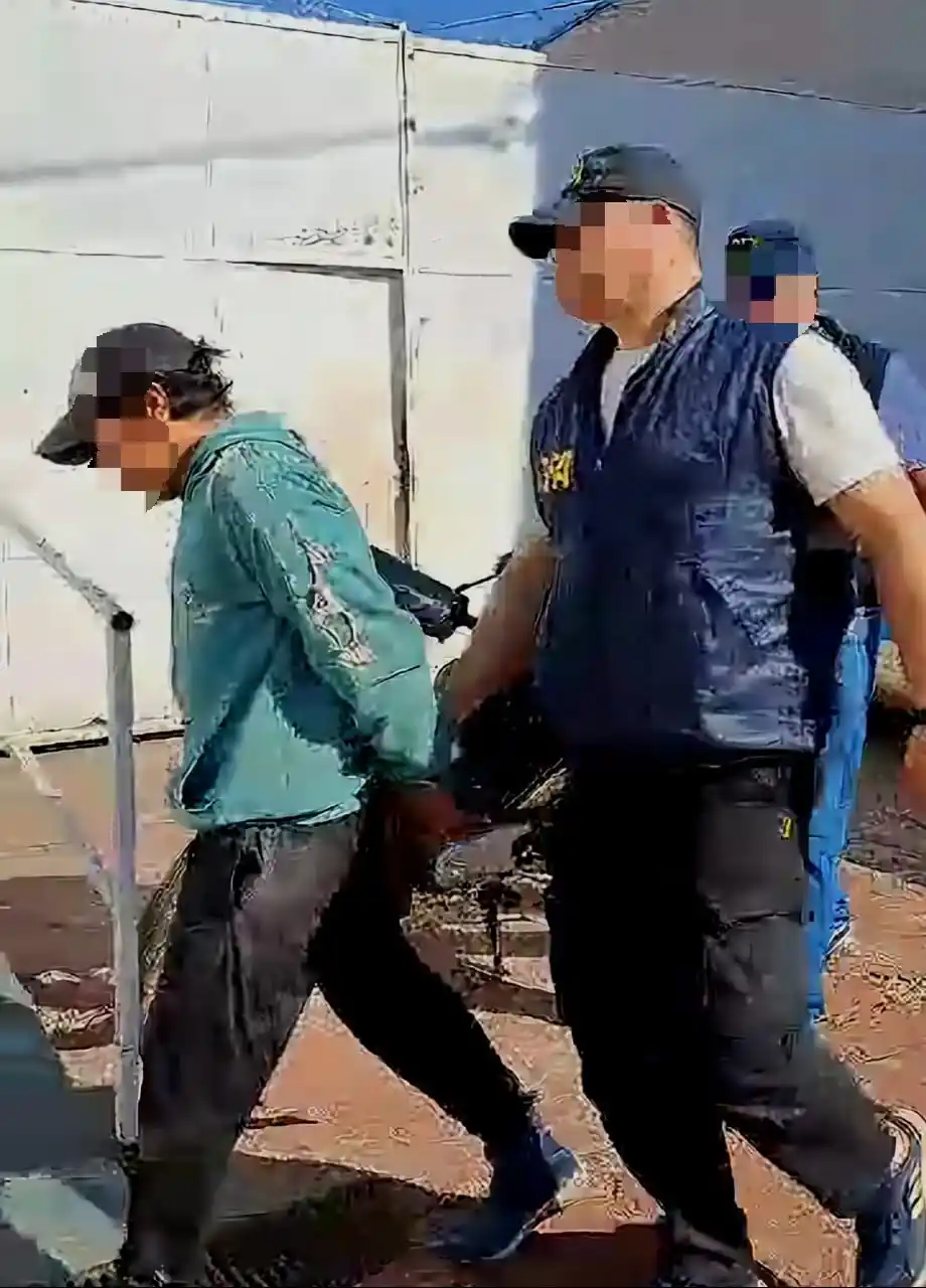 La Policía Federal detuvo a un hombre con pedido de captura, en San Salvador