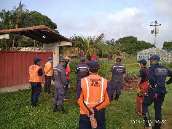 Ordenan desalojo de más de 450 personas por fuga de gas cloro en El Tigre