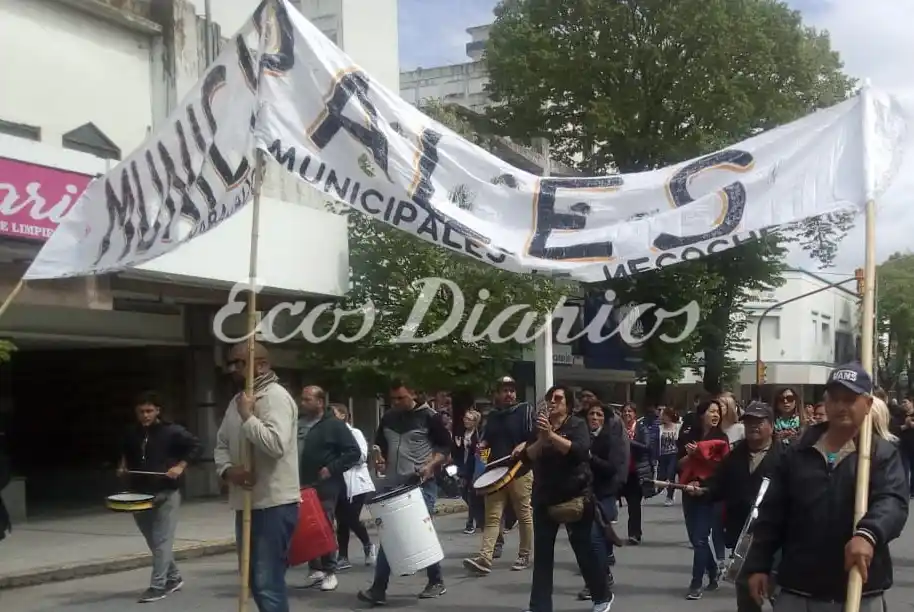 Municipales marcharon por el centro