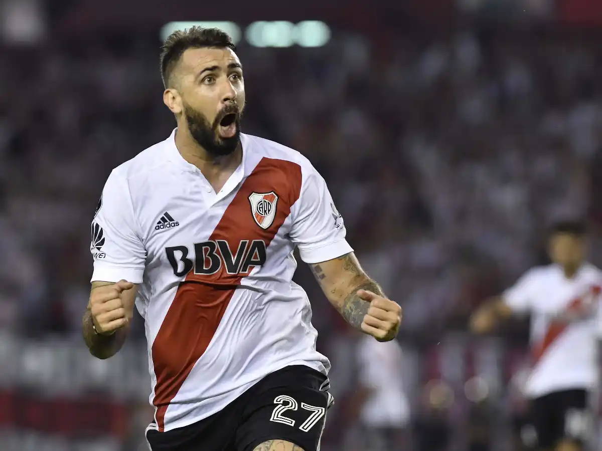 River ganó y se acerca a los octavos