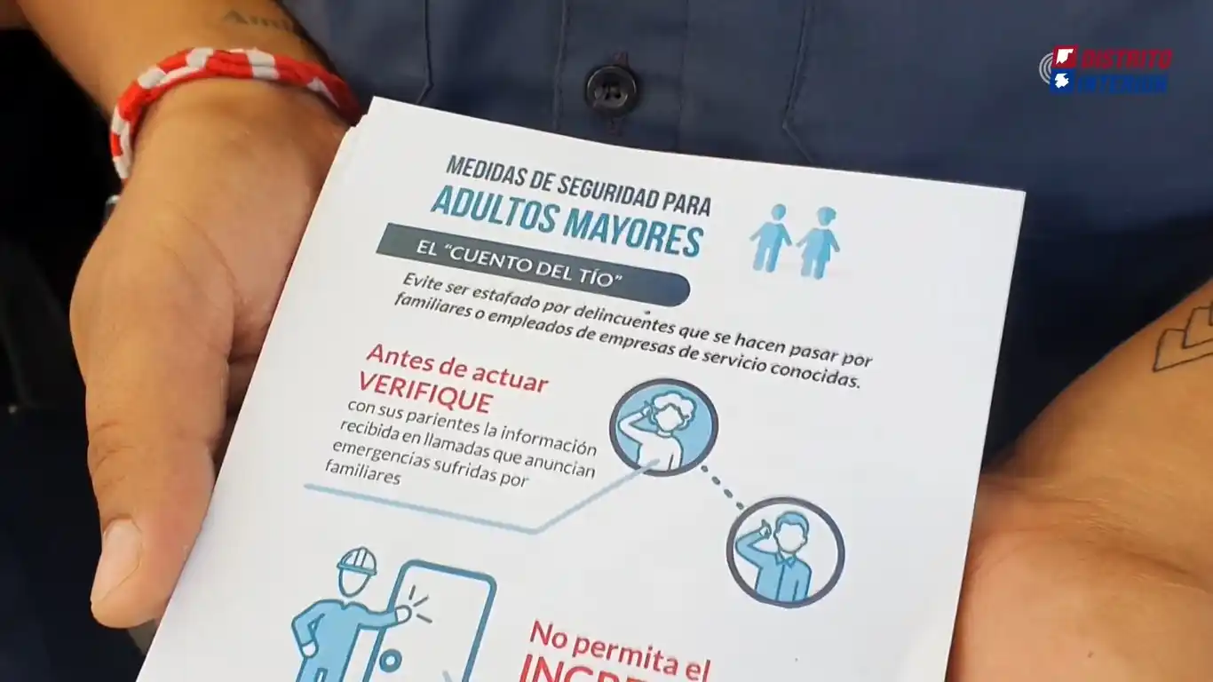 General Pinto: La Policía entrega folletería a los vecinos para prevenir estafas del "Cuento del Tío"