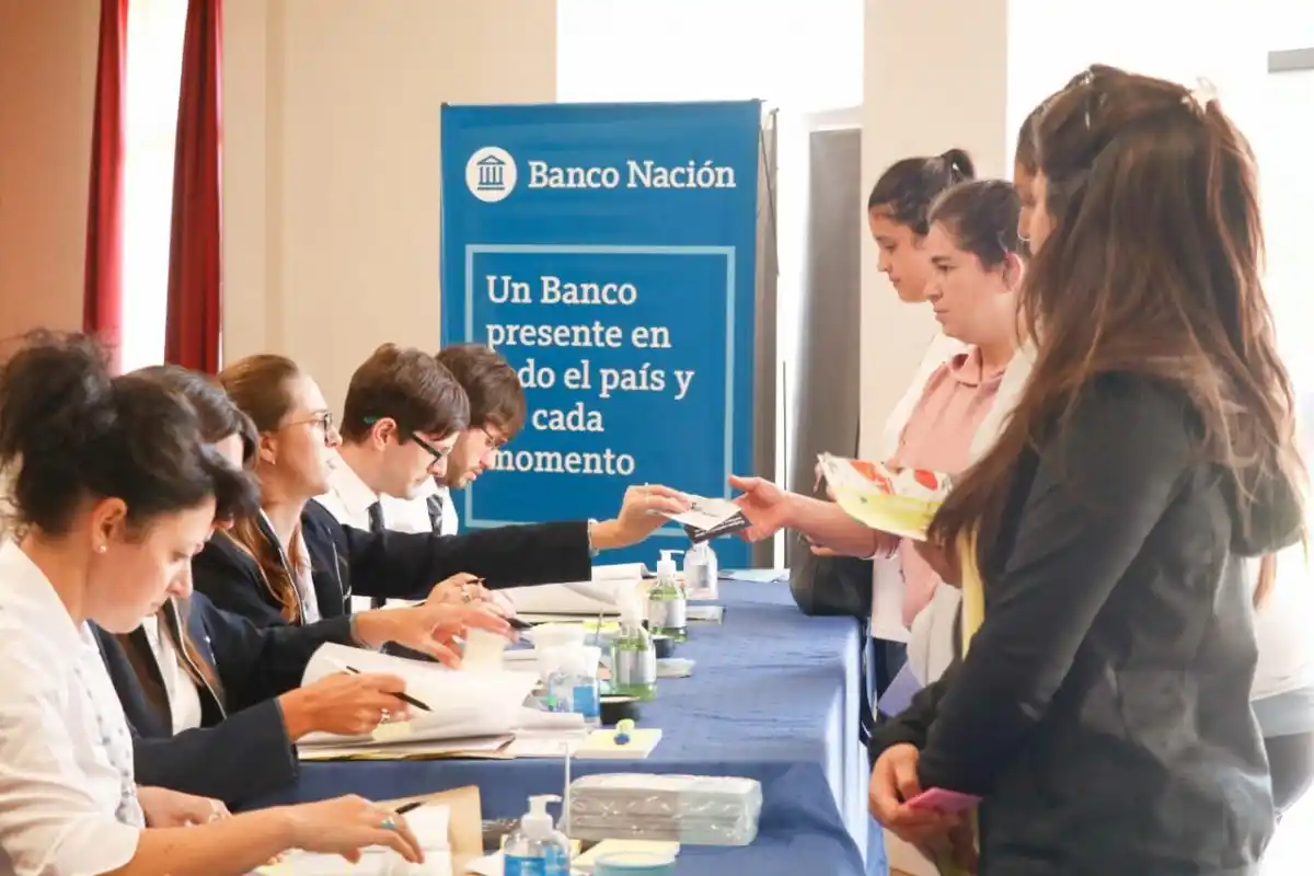 Se entregaron 1715 tarjetas Alimentar el primer día del operativo