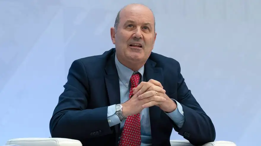 El ministro de Desregulación y Transformación del Estado, Federico Sturzenegger, será la autoridad de aplicación del nuevo régimen de retiros voluntarios.