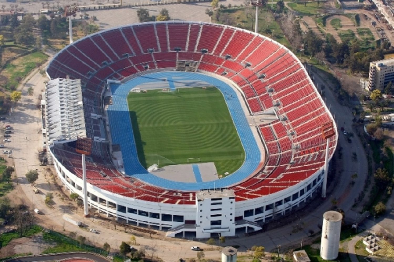 En Chile confirmaron que la final River - Flamengo se jugará en Santiago
