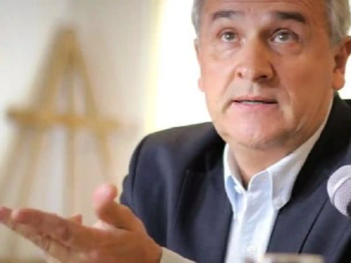 "Parar la baja de retenciones a la soja mientras dure la crisis" 