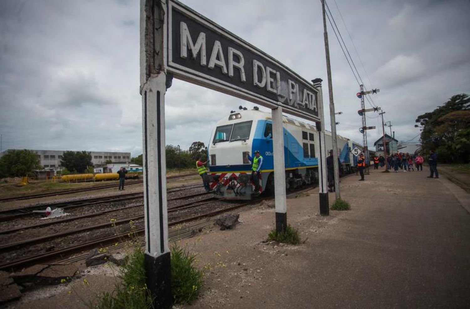 A un año de la vuelta del tren a la ciudad, reina la "incertidumbre"