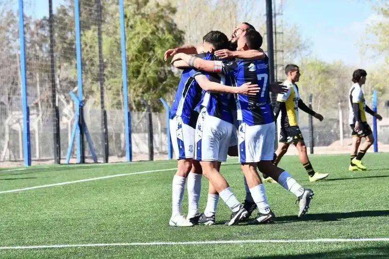 Santamarina cerró su paso por el Federal A con una derrota ante Deportivo Rincón