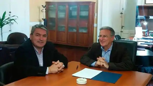 Arquitectos colaborarán en proyectos de viviendas del Gobierno provincial