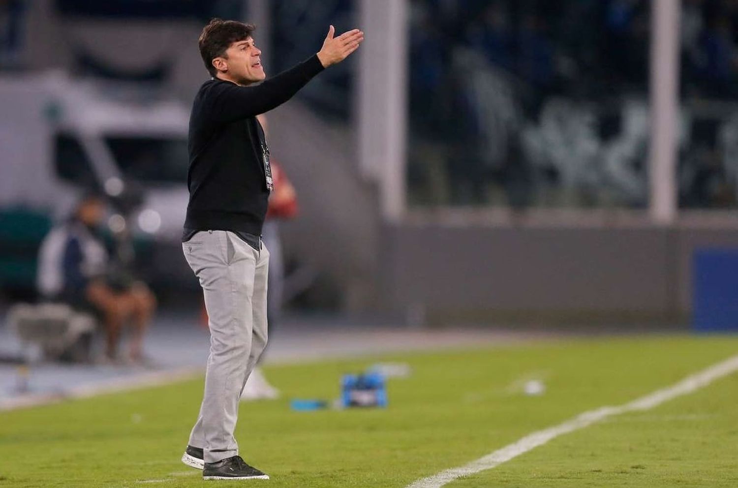 Alexander Medina dejó de ser el DT de Talleres