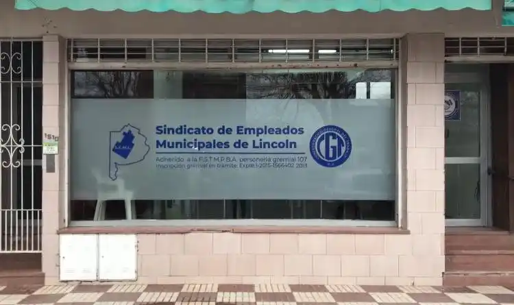 Lincoln: Los municipales lograron la inscripción gremial de Nación y ya le exigen aumentos al Intendente de JxC