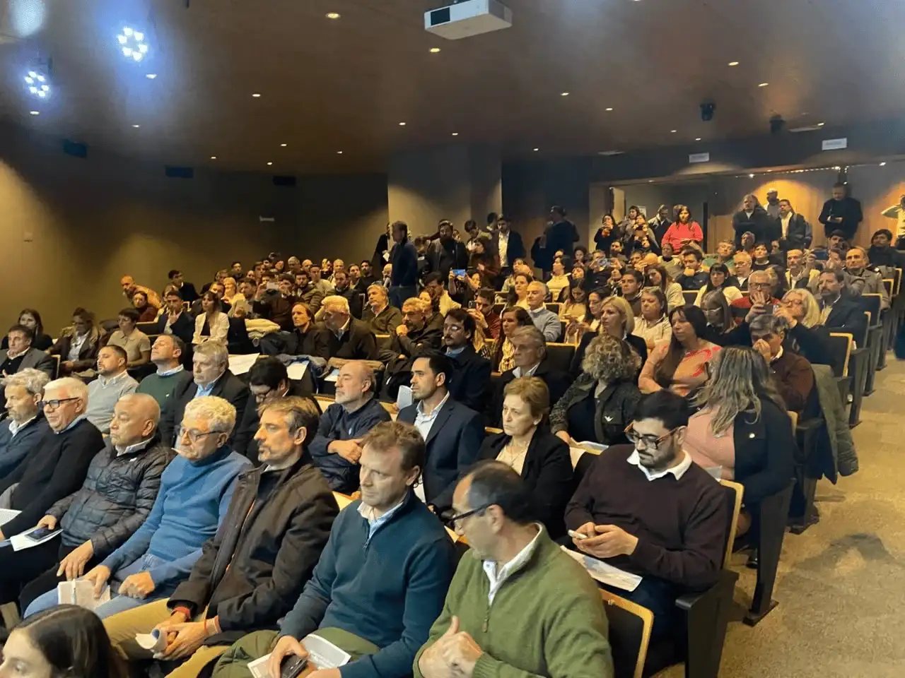 reunión por zona fría Congreso - 1