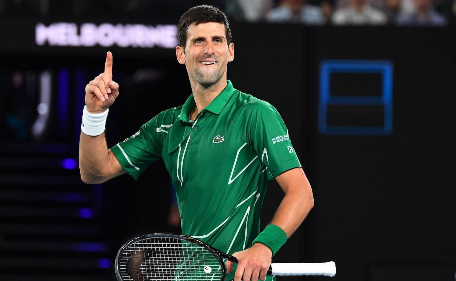 Demoraron a Djokovic en el aeropuerto y no lo dejan ingresar a Australia