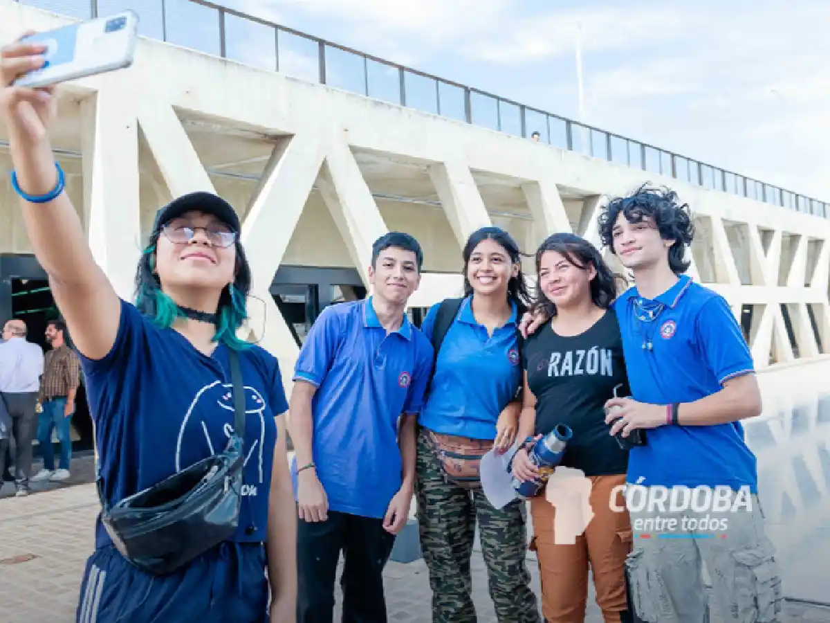 El programa de Conexión a Internet Estudiantil Gratuita suma tres puntos de inscripción en la ciudad de Córdoba