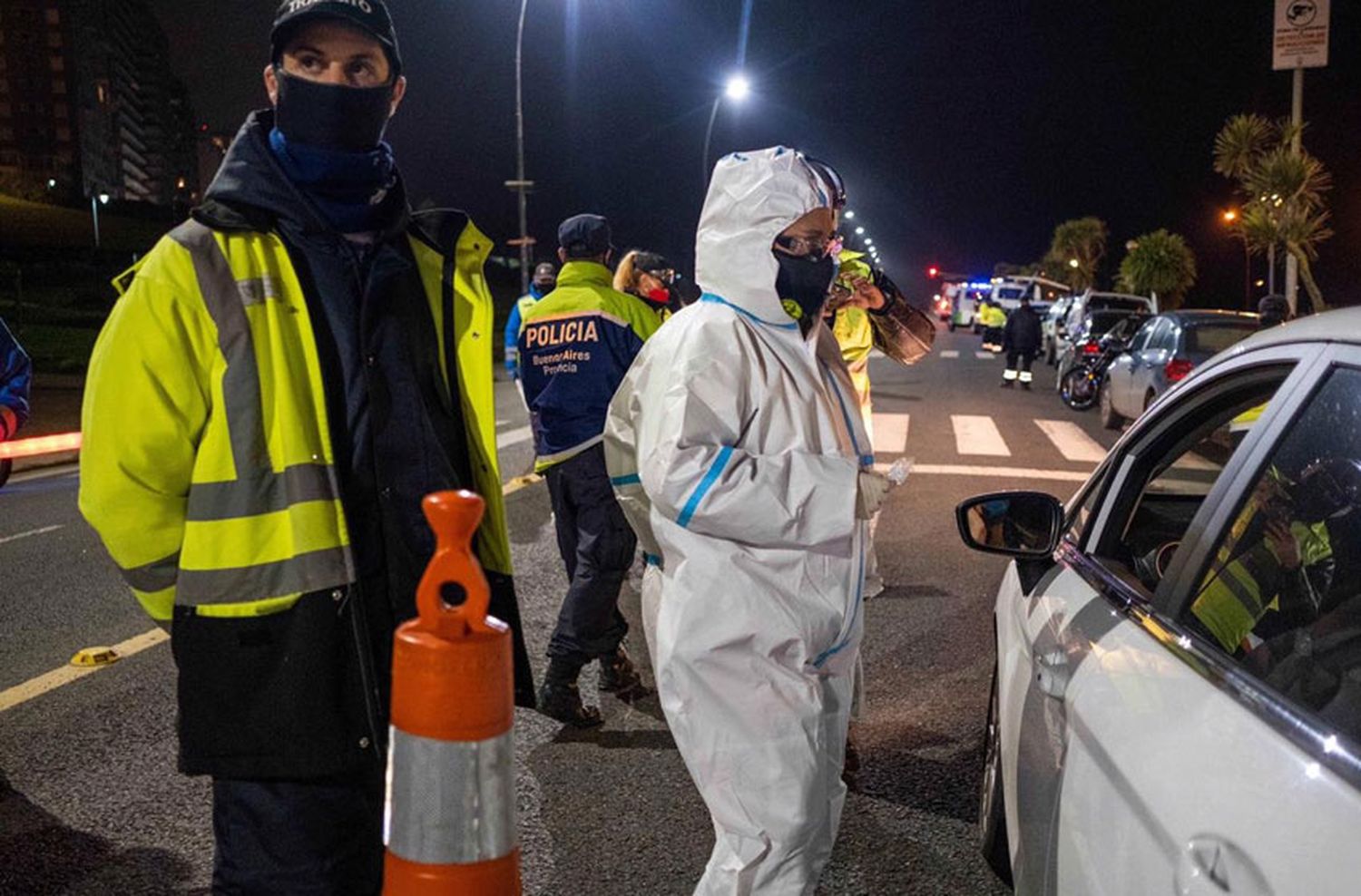 Casi 500 denuncias por reuniones e incumplimientos al aislamiento durante el fin de semana