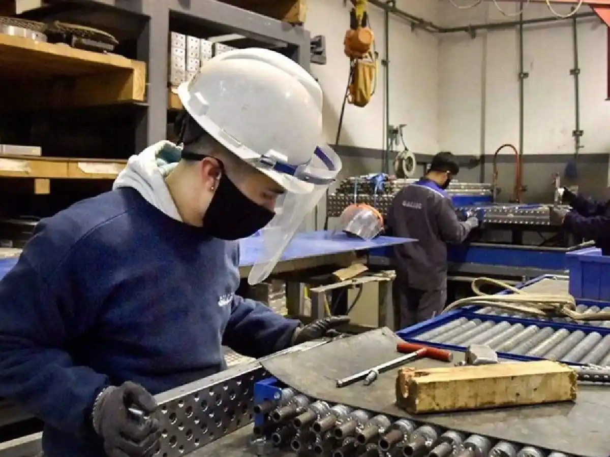 La recuperación de la industria argentina, entre las más aceleradas del mundo en lo que va de 2021