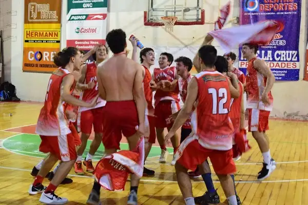 Paraná quebró a Gualeguaychú y se quedó con el Entrerriano U17