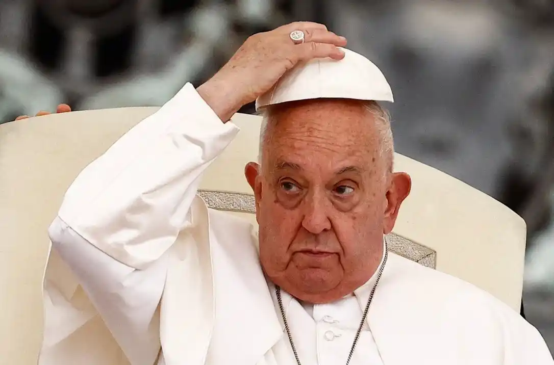 El papa sigue internado en el Gemelli de Roma